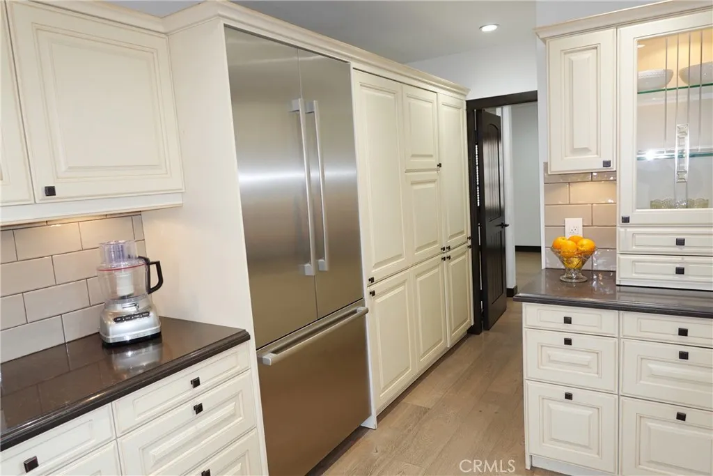 430 Sonora Avenue, Glendale, California 91201 home-pic-15